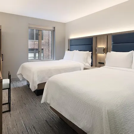 Holiday Inn Express New York City Chelsea By Ihg Exterior photo